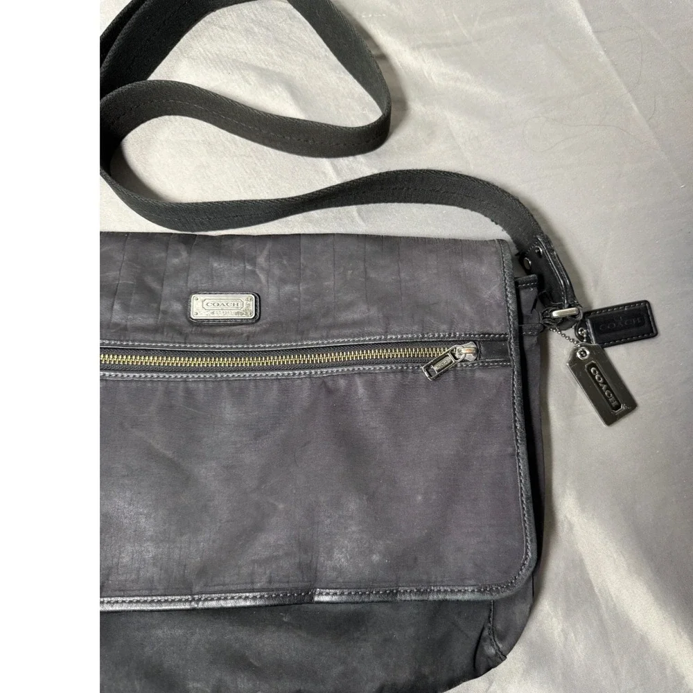 Coach messenger bag